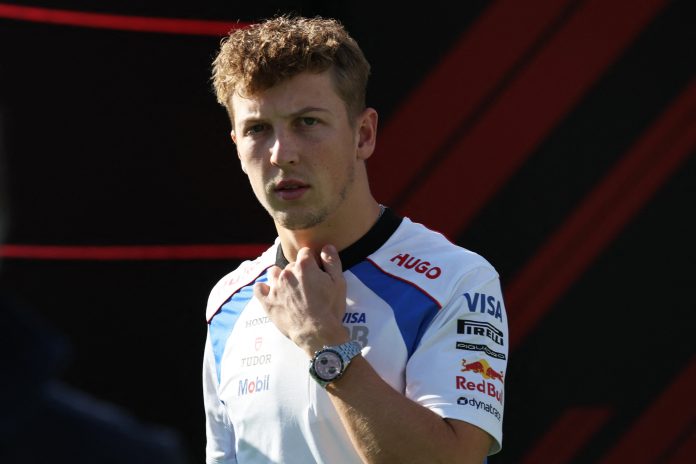 Crece la polémica en la Fórmula 1 tras la peligrosa acción de Liam Lawson y dos auxiliares en pista: la acusación al piloto de Racing Bulls