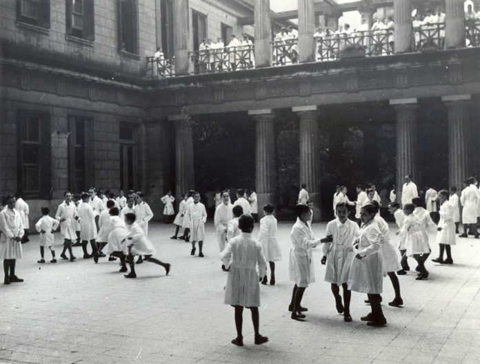 Así eran las escuelas argentinas a principios del siglo XX, según archivos oficiales