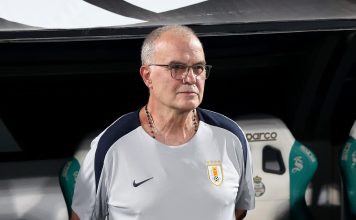 Expectativa en Uruguay por el futuro de Marcelo Bielsa en la selección antes del Mundial 2026 en medio de rumores de salida