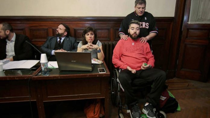 Quedó firme la condena al ex policía que baleó y dejó cuadripléjico a Lucas Cabello y ordenaron su detención