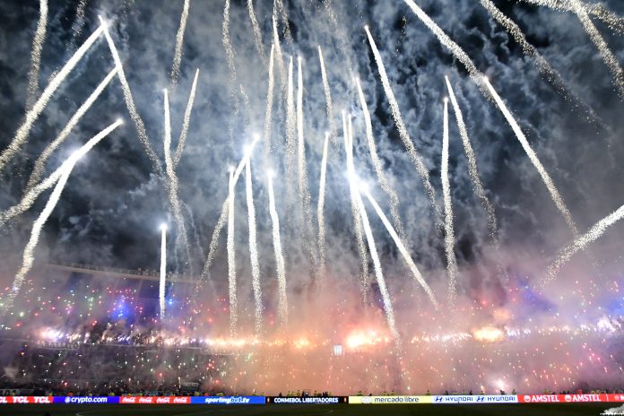 Se abrirá una mesa de diálogo entre Racing y Aprevide para evitar el uso indebido de pirotecnia tras el partido ante Flamengo