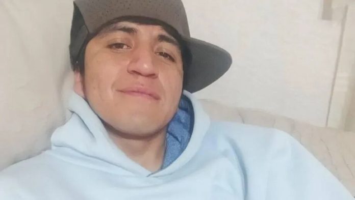 Se sacó la tobillera electrónica y escapó: buscan a un joven acusado de tentativa de homicidio en Neuquén