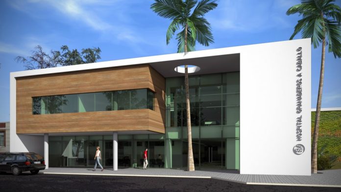 Un joven cumplía una condena en su casa por un homicidio y le disparó a su novia en la garganta