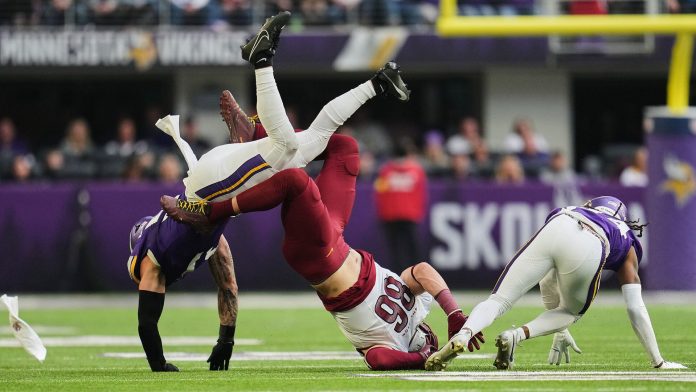 Indignación en la NFL por una jugada antideportiva que podría ponerle fin a la carrera de una figura