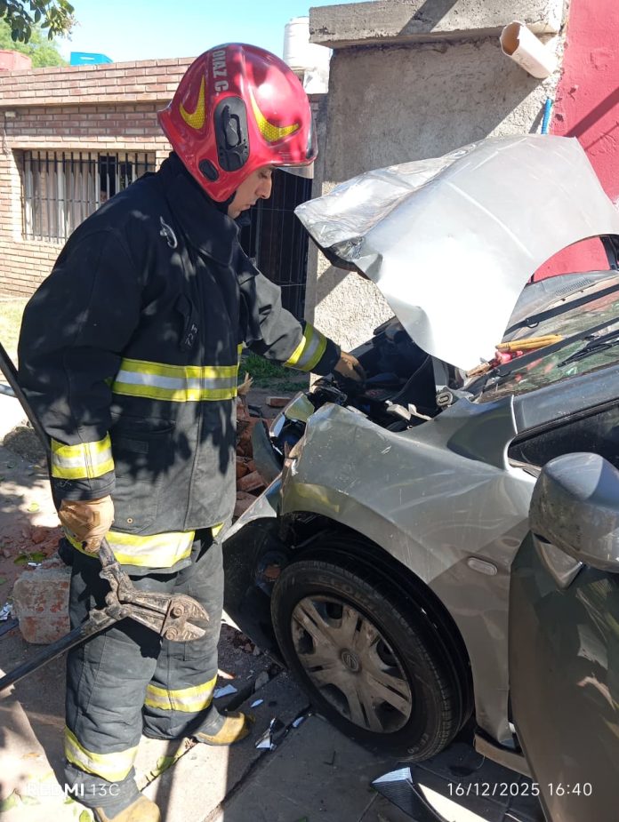 Video: un violento accidente en Córdoba terminó con una embarazada de cinco meses hospitalizada