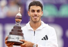 Festejo fugaz, show de Bad Bunny y debut con triunfo en Río: las frenéticas horas de Francisco Cerúndolo tras su título en el Argentina Open