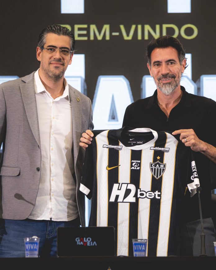 La respuesta de Eduardo Domínguez cuando le preguntaron por el interés de River en su presentación con Atlético Mineiro