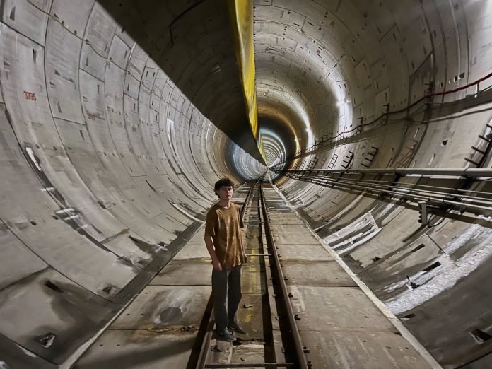 Un joven recorrió un túnel abandonado en el conurbano a veinte metros de profundidad: “Toda la travesía es adrenalina pura”