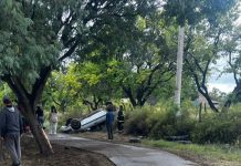Accidente fatal en Mendoza: un conductor perdió el control del auto, volcó y murió una niña de 8 años