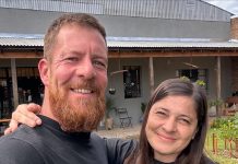 Construyeron su casa dentro de un galpón abandonado en un pueblo bonaerense y las fotos del antes y el después son furor en redes