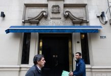 El consulado español advirtió que habrá severas demoras por las más de 645 mil solicitudes de argentinos que quieren obtener la ciudadanía