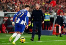 El encendido cruce entre Mourinho y Lucho González en el clásico entre Benfica y Porto: “Me llamó traidor 50 veces”