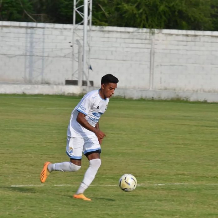Jugó con Messi en la Selección, brilló en el fútbol argentino y anunció su retiro a los 32 años: “Las cosas no se dieron como esperaba”