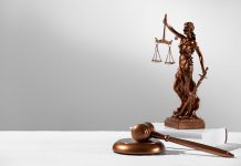 Justicia argentina: mayoría de mujeres en el personal y una brecha en los altos cargos que se achica lentamente