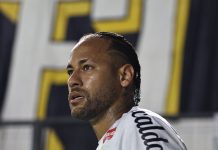 Neymar enfrenta una demanda de su ex cocinera, que afirmó haber sufrido lesiones por trabajar más de 14 horas diarias