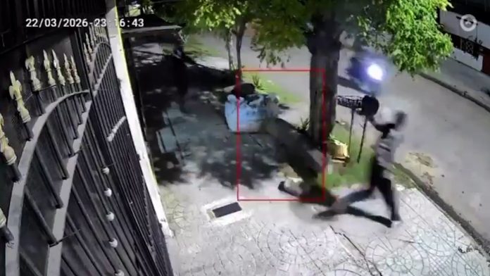 Pánico en Tres de Febrero: quisieron robarle, escapó y le dispararon a matar