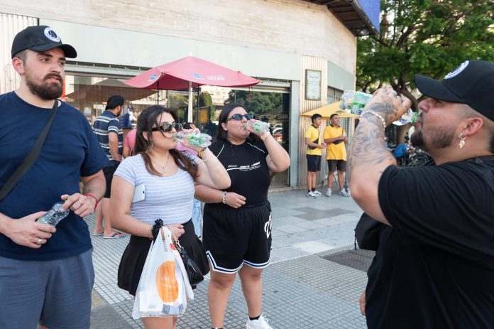 Se esperan días con máximas superiores a los 30°C en el AMBA: cuándo llegarán las lluvias y el descenso de temperatura