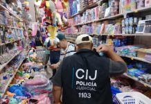 Secuestraron más de 400 juguetes durante un operativo policial por venta ilegal en un local de Balvanera