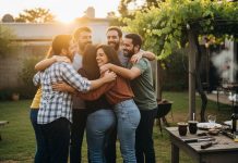 Un estudio global posiciona a la Argentina como referente en calidad de vínculos sociales