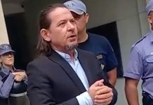 Un juez bajó de su despacho para explicar una causa a los afectados: “No les puedo prometer que van ganar”