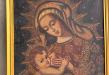 “Virgen de la Leche”: la PSA interceptó una pintura de valor histórico que era transportada entre el equipaje en el aeropuerto de Santiago del Estero