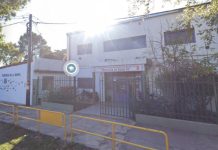 Dejaron banderas con amenazas narco en dos escuelas de Rosario