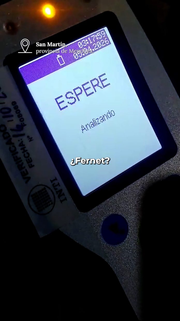 “¡Es una banda, viejo!”: la reacción de un hombre luego de conocer el resultado del test de alcoholemia de un amigo