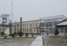 Violento ataque en una universidad de la Patagonia: un trabajador apuñaló a un estudiante