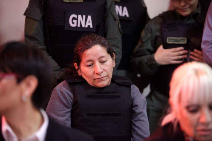 La custodia de Laudelina, el anillo del ex comisario y un acusado por Zoom: el detrás de escena del primer día del juicio por Loan