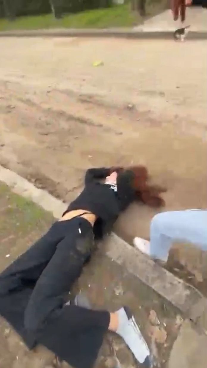 El brutal video de la agresión a una adolescente de 14 años en Vedia: tres chicas la golpearon y la humillaron
