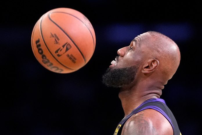 LeBron James sacrifica salario y firma por el mínimo en los 76ers: por qué su imperio millonario le permite redefinir el final de su carrera