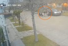 Llevaba a su hija a la escuela en Mar del Plata y dos motochorros le robaron la camioneta en menos de un minuto