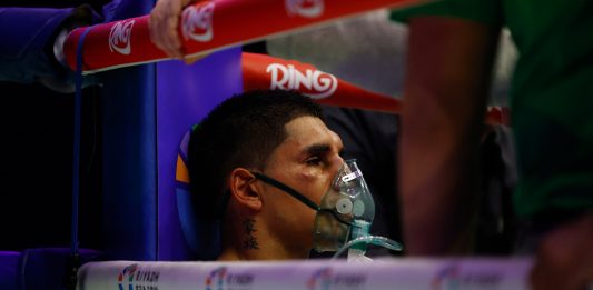 De la foto que preocupó al gesto que trajo calma: así reaccionó el Puma Martínez tras perder el título mundial ante Bam Rodríguez