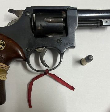 Balearon a un chofer de un auto de aplicación durante un robo en Lomas de Zamora