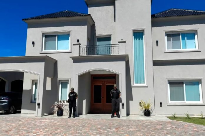 Cómo sigue la causa por apuestas ilegales online: nuevos allanamientos y el trasfondo de la investigación judicial