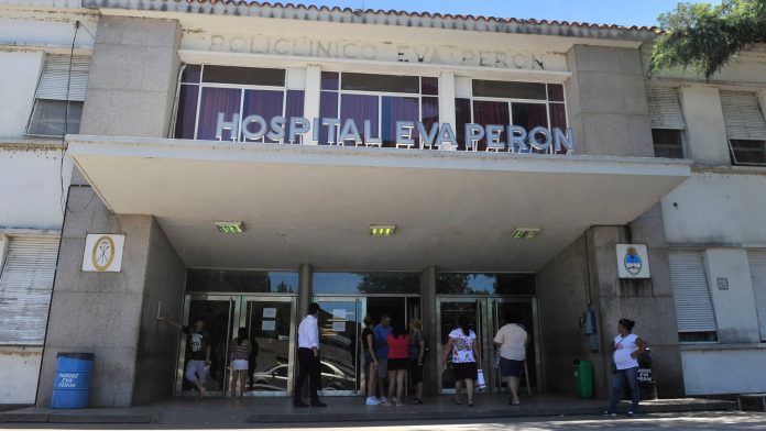 Detuvieron a un hombre por balear a un grupo de chicos porque hacían ruido: hay una adolescente herida