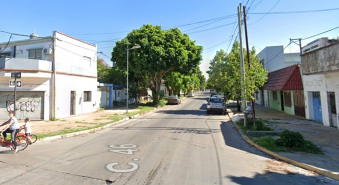 Encapuchados, entraron a una casa de La Plata, golpearon al dueño y huyeron con todos sus ahorros