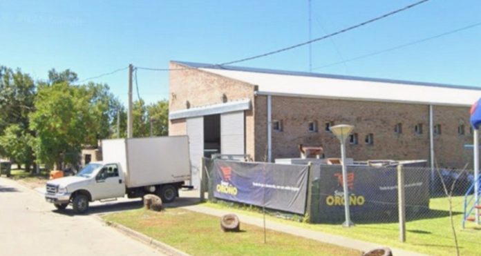 Robaron toda la recaudación de un supermercado en Santa Fe y fueron detenidos días después