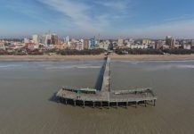 Buscan intensamente a un hombre que desapareció en el mar de Santa Teresita