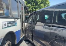 Chocó otro colectivo en Parque Chacabuco: arrolló una camioneta y hubo 15 personas heridas