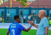 Cómo es dirigir en África, su “pelea” con Maradona y por qué Argelia será difícil para la Selección: entrevista al DT argentino de Tanzania