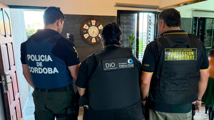 Córdoba: cayó un joven de 20 años que vendía material de abuso sexual infantil por una aplicación