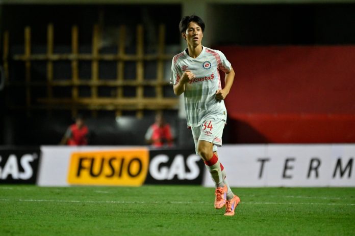 El debut del japonés Ryoga Kida en Argentinos Juniors: la gran carta de presentación que casi termina en gol