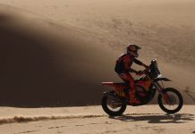 En medio de la polémica porque su rival “jugó a las escondidas”, el argentino Luciano Benavides recuperó el liderazgo y sueña con ganar el Rally Dakar