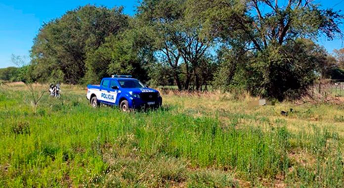 Encontraron un cuerpo en un campo de Córdoba y sospechan que podría tratarse de un femicidio