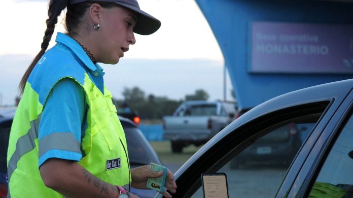 Quiénes recibirán una multa de casi $904