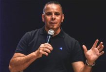 “Si yo tuviera 18…”: el aberrante chat del pastor evangélico detenido por abusar de una menor de su iglesia