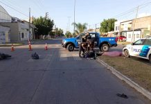 Un motociclista murió durante los festejos de año nuevo en La Plata por un violento choque