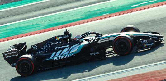 El nuevo capítulo en la “guerra fría” de los motores de la Fórmula 1 con contradicciones y una escudería acusada de filtraciones