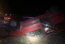 Fatal accidente en Río Negro: un auto que llevaba a una familia volcó y dos personas murieron